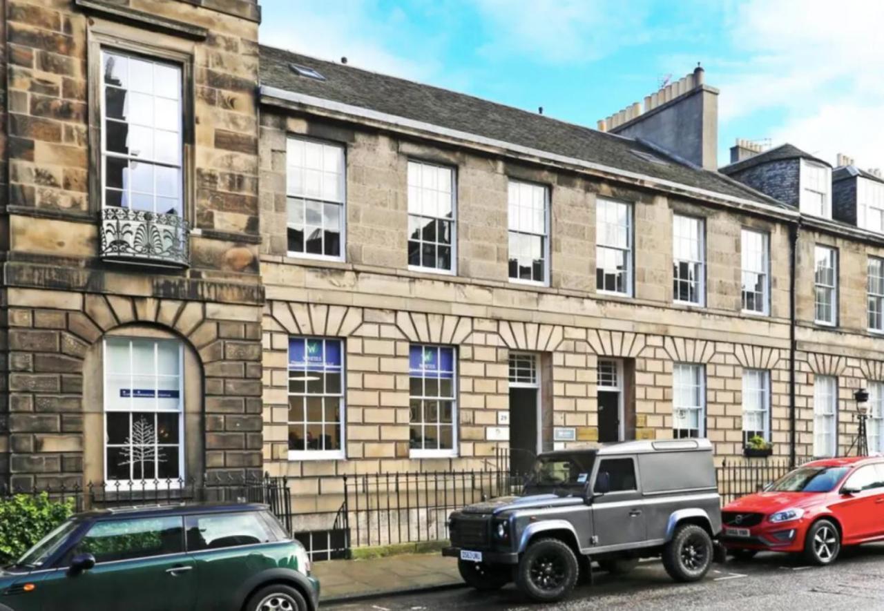 Ultra Modern, Stylish Apartment Next To Princes St EDI Exterior foto